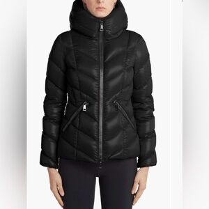 Moncler Fulig quilted down puffer jacket in size 2